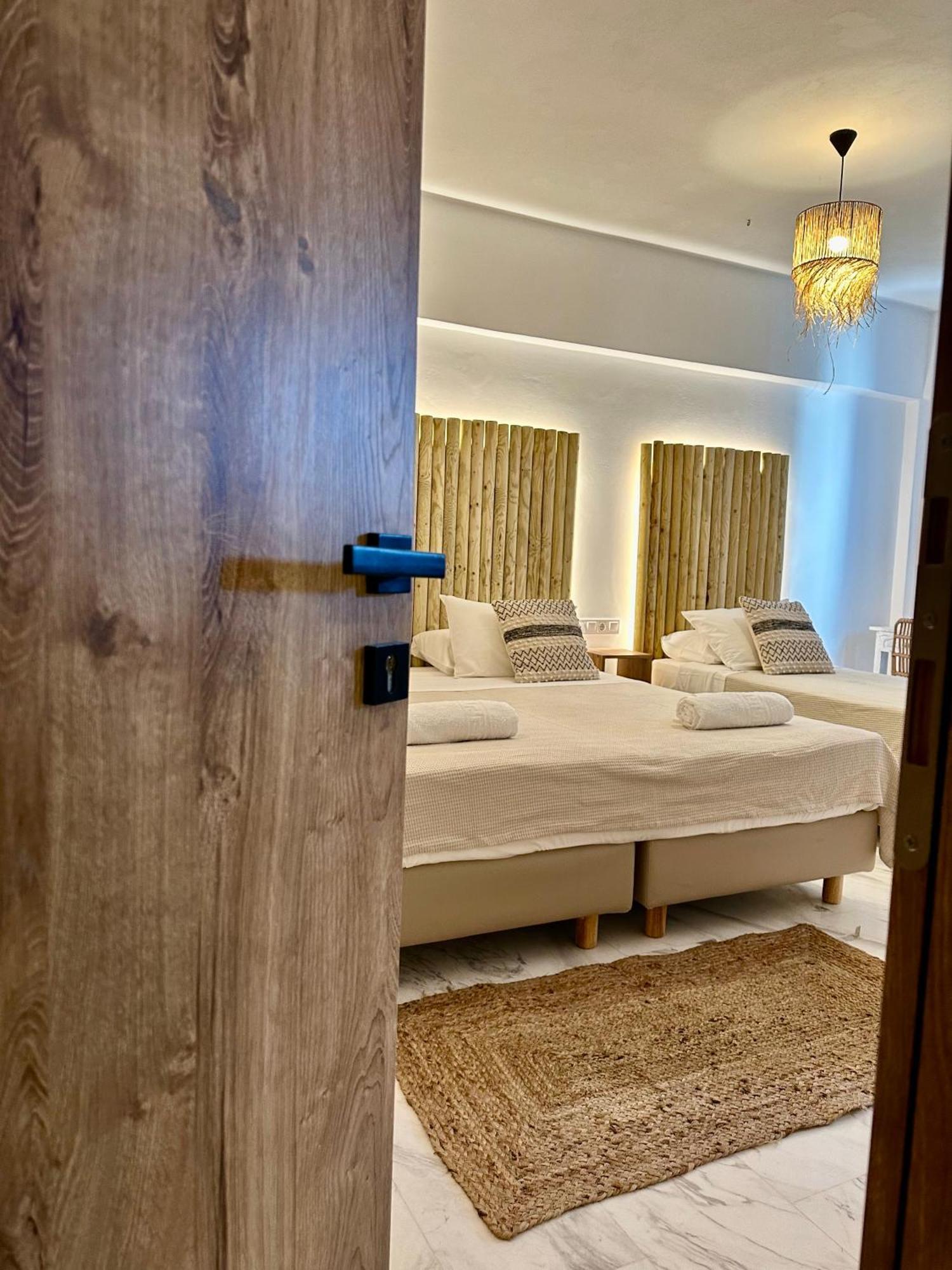 Athina Rooms - Lounge Apartments Páros Extérieur photo