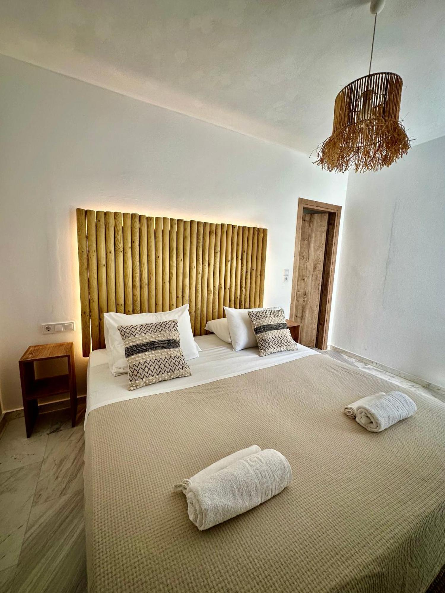 Athina Rooms - Lounge Apartments Páros Extérieur photo