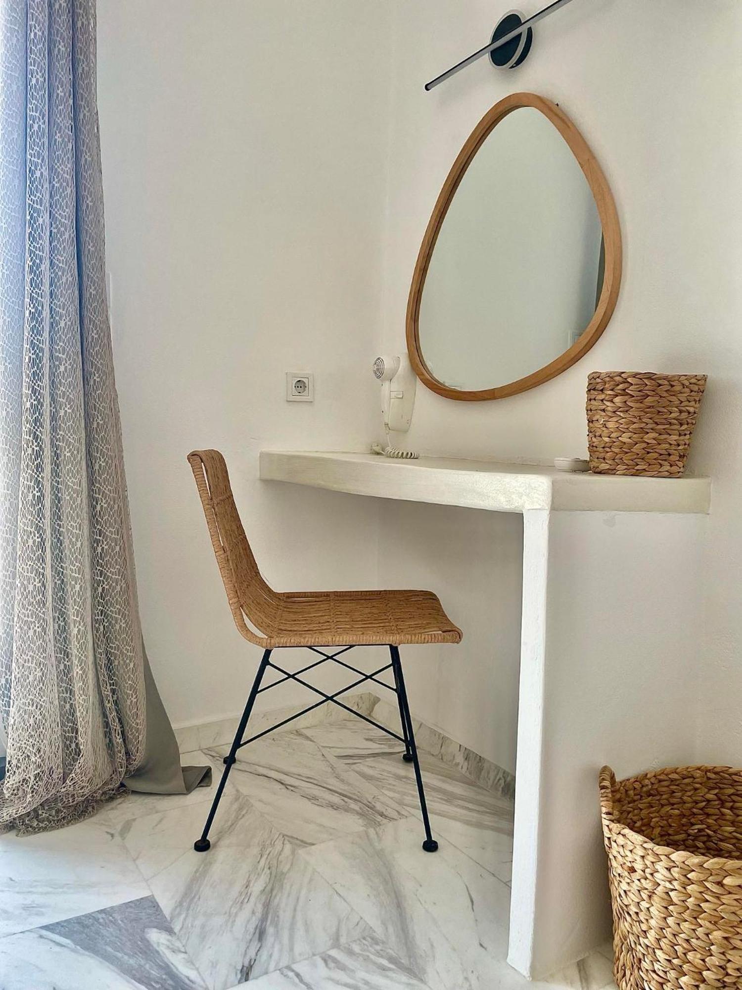 Athina Rooms - Lounge Apartments Páros Extérieur photo